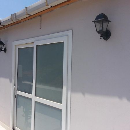Laguna Otel Pansiyon Smirne Esterno foto